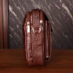 کیف دوشی مردانه چرم طبیعی کروکودیلی بیورا مدل dbb78