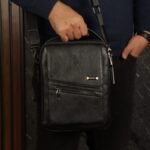 کیف دوشی مردانه چرم صنعتی بیورا سایز بزرگ مدل dbb55