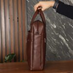 کیف اداری مردانه چرم صنعتی بیورا مدل eez2