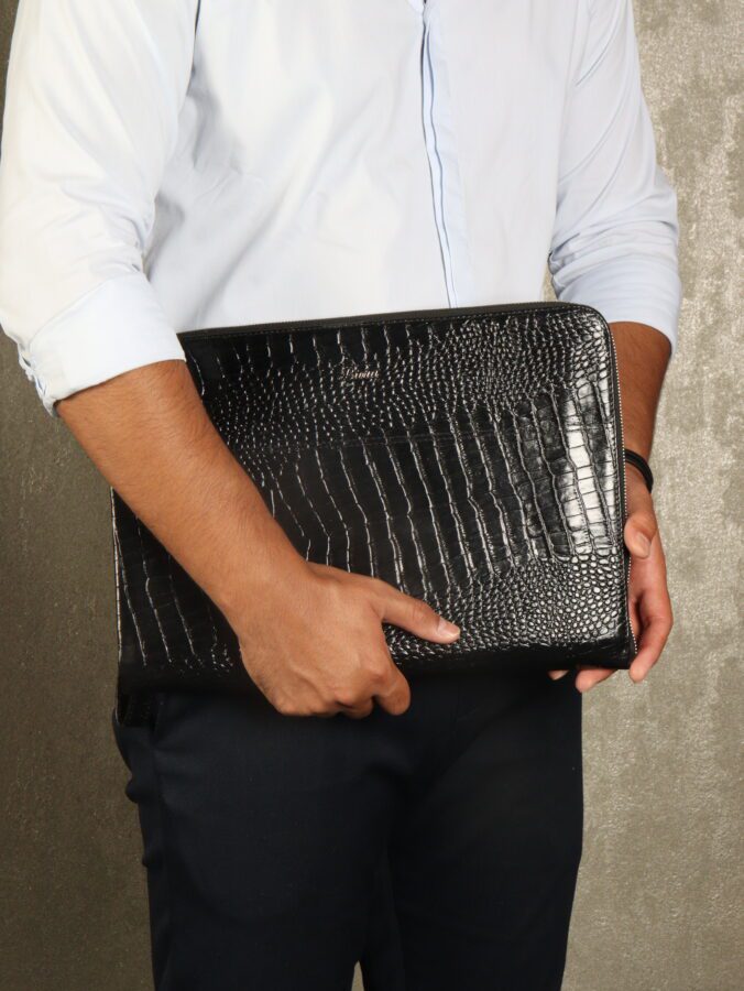 کیف فولدر بیورا چرم طبیعی کروکودیلی مدل dbb128 کیف فولدر بیورا چرم طبیعی کروکودیلی مدل dbb128