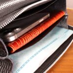 کیف دستی و پاسپورتی چرم طبیعی کروکودیلی بیورا مدل pa05 - تصویر 9